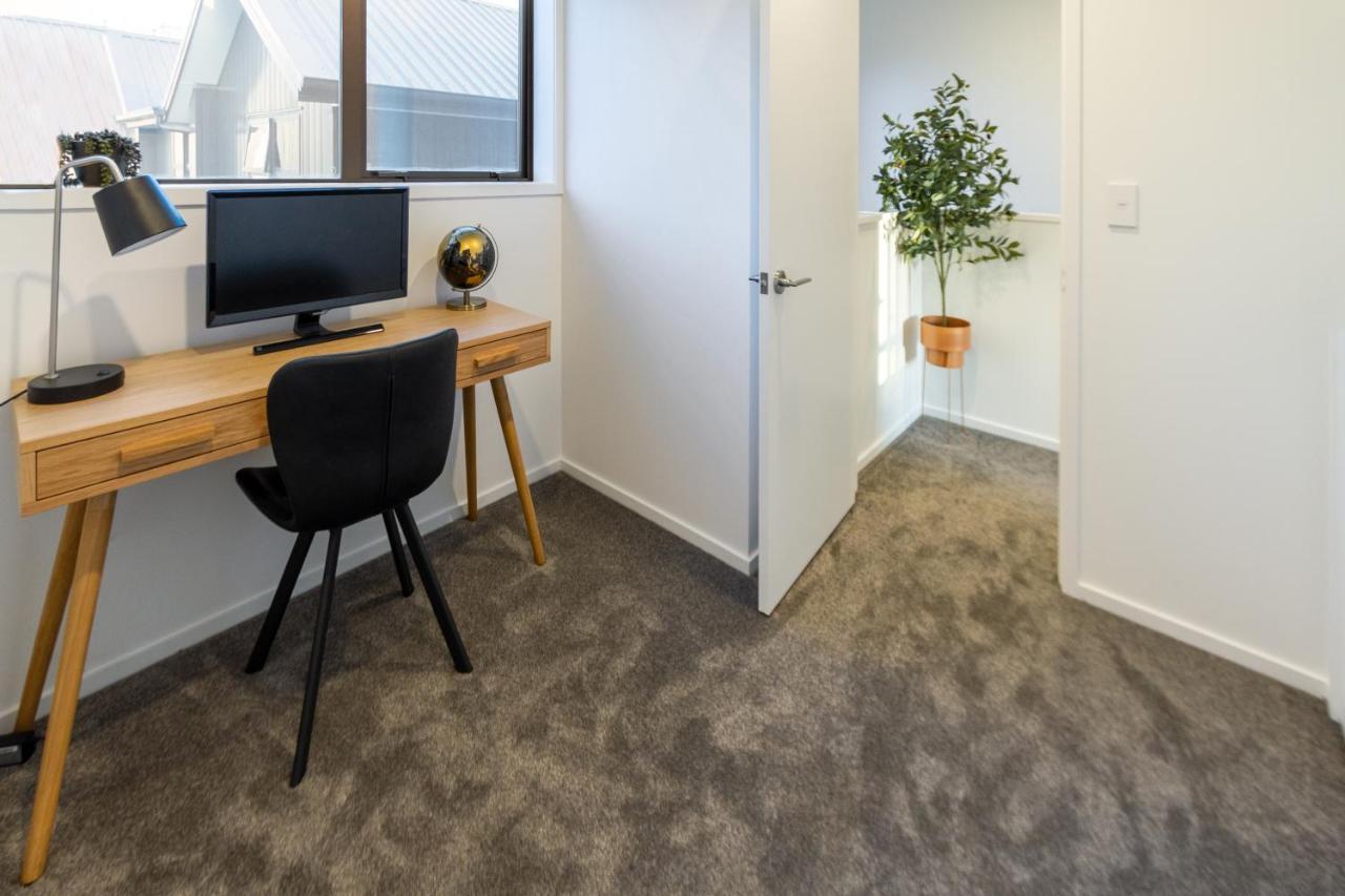 Modern 3 Bed Overlooking Hagley Park كريستتشيرش المظهر الخارجي الصورة